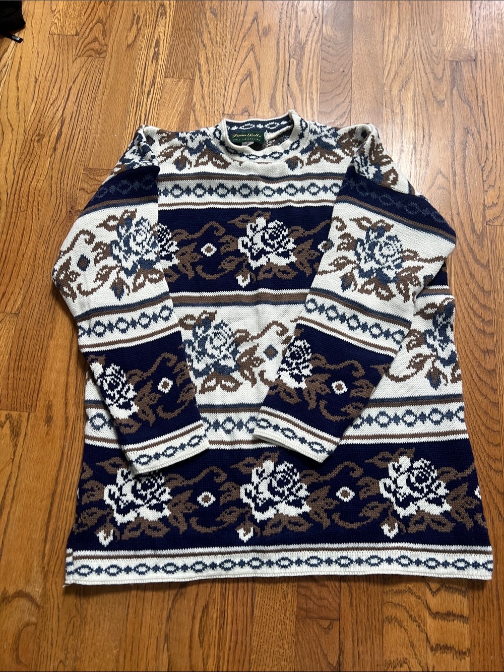 VTG Dana Scott full collection sweater size large made in the USA